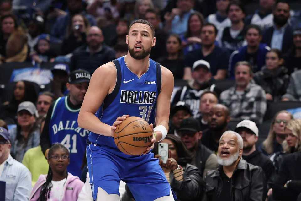 克莱26分赛季新高总三分升历史第4 独行侠三状元缺席大胜爵士