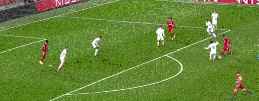 1618431213468009672.gif 球友会-【欧冠】本泽马中柱库尔图瓦力扑 皇马平利物浦晋级